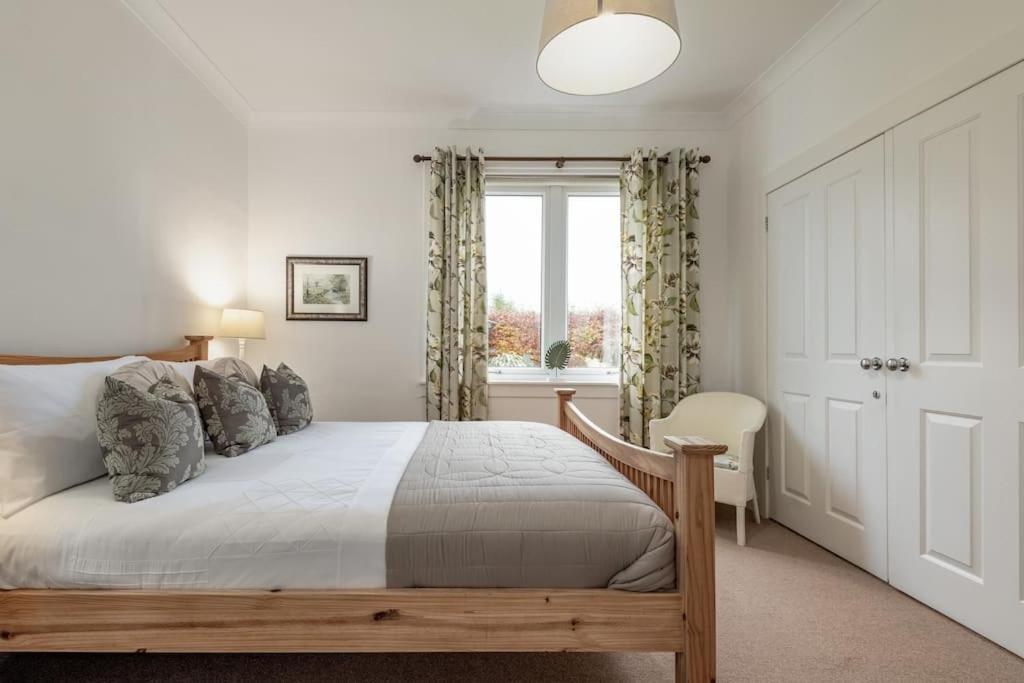 Heather Cottage, 2 Bedroom In 크리프 외부 사진