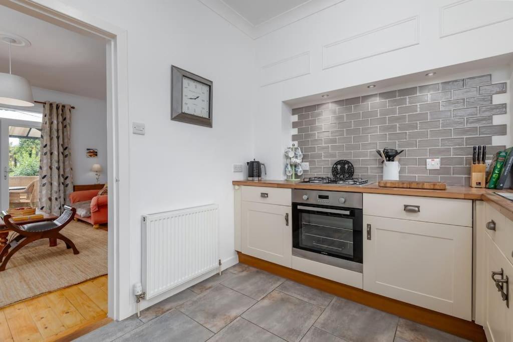Heather Cottage, 2 Bedroom In 크리프 외부 사진