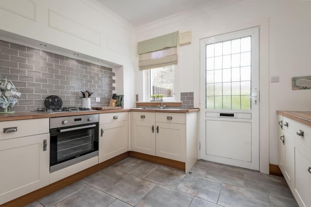 Heather Cottage, 2 Bedroom In 크리프 외부 사진